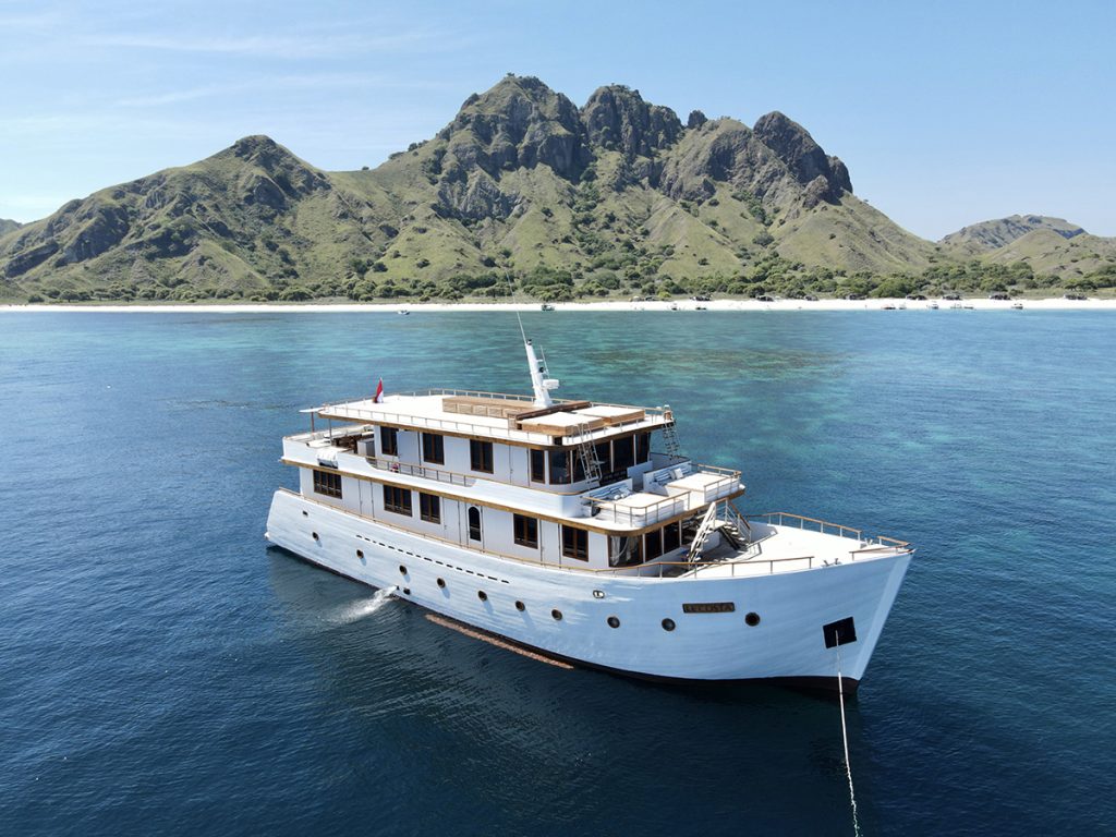 Luxury Phinisi